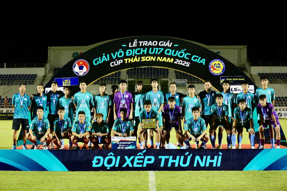 U-17- Ha- Noi.jpg