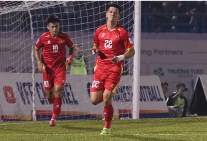 Tuyển Việt Nam thắng Nepal