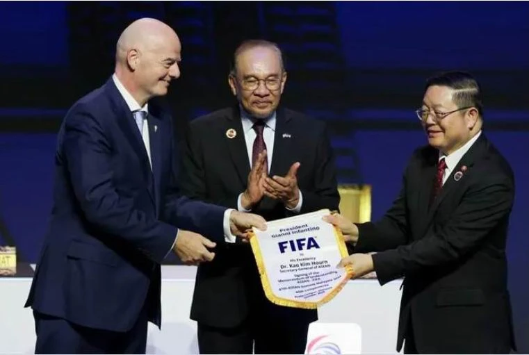 FIFA- to- chuc-.jpg