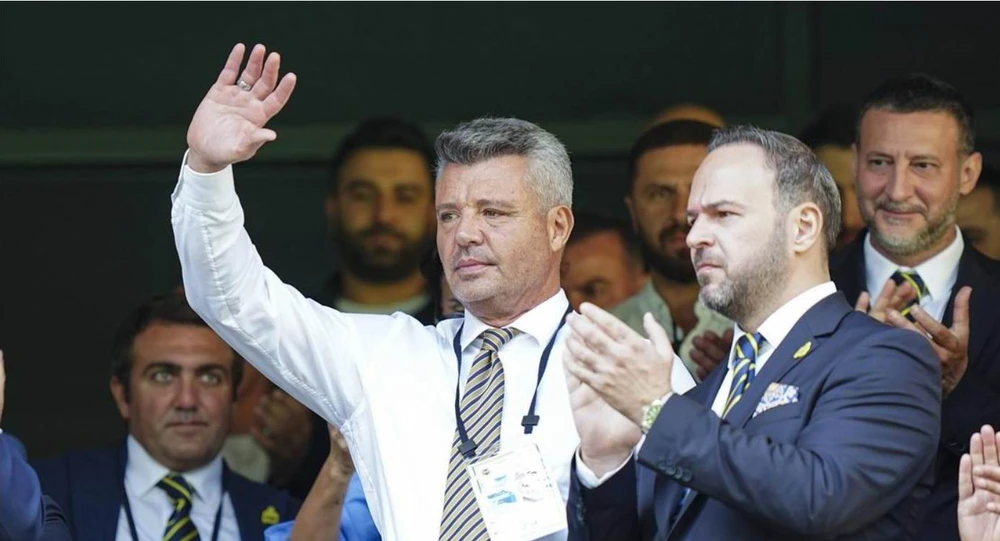 Bong-da- Tho- nhi- ky-2.jpg