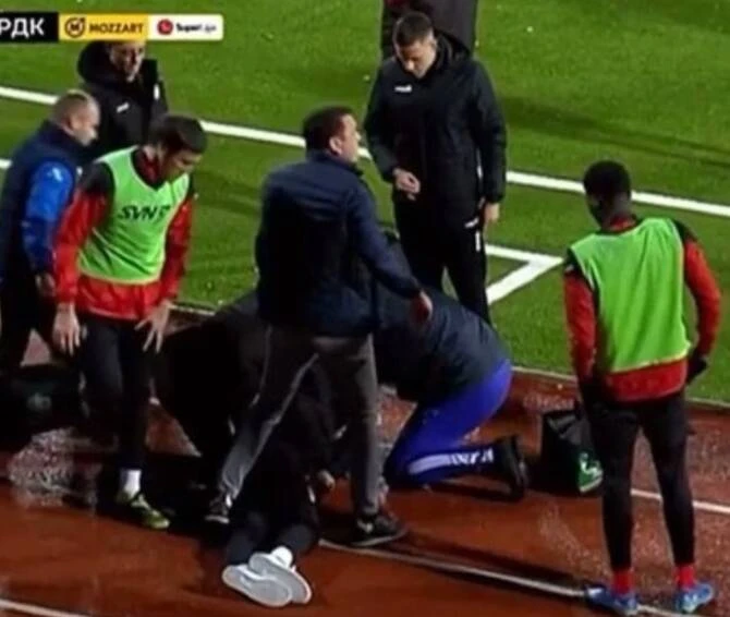 Beckham-nhan- tuoc- Mladen.jpg