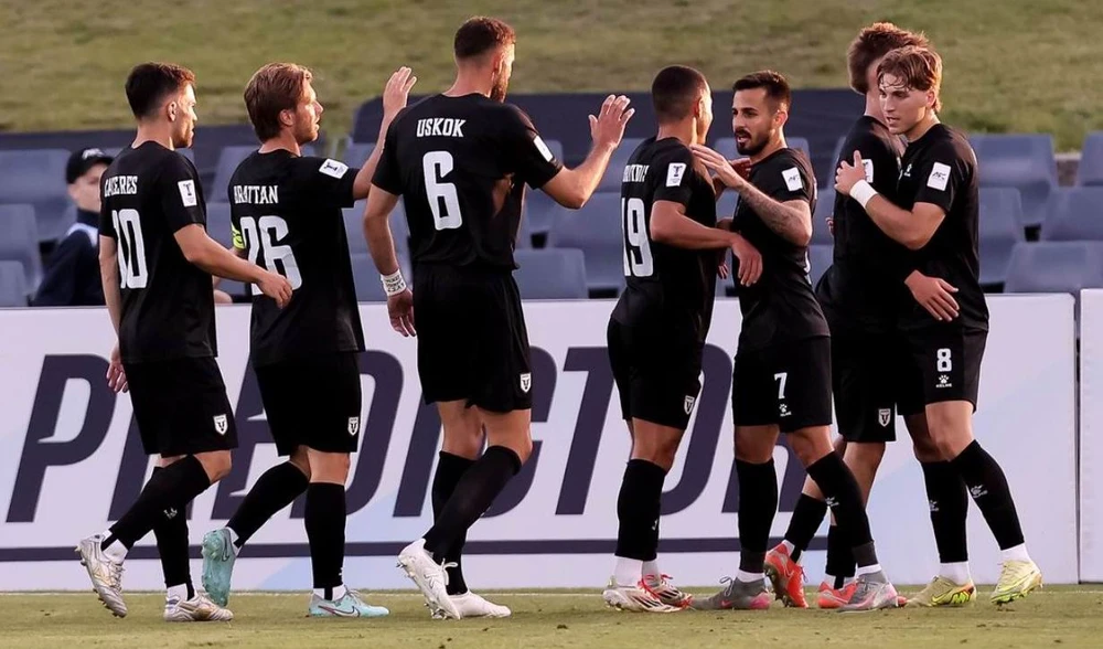 HLV- Mano- Polking-1.jpg