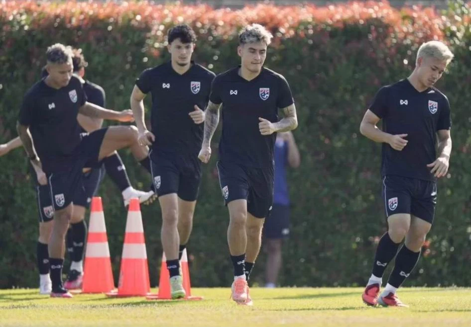 TUyen- Thai- Lan.jpg