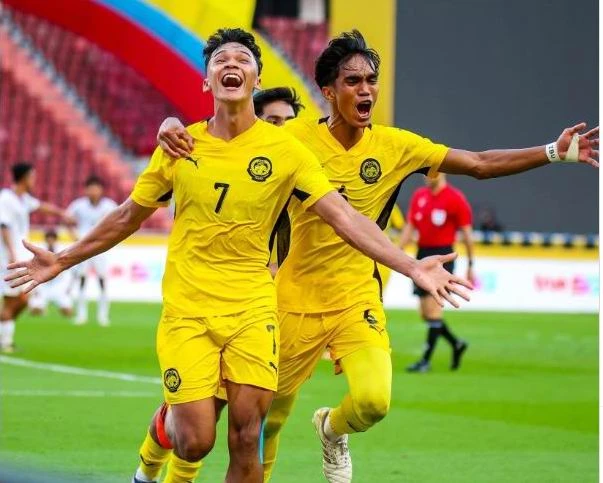 Tay-san- ban- Haqimi.jpg