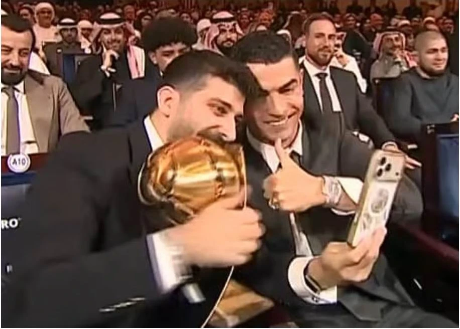 Tay-dam-Anthony- Ronaldo.jpg