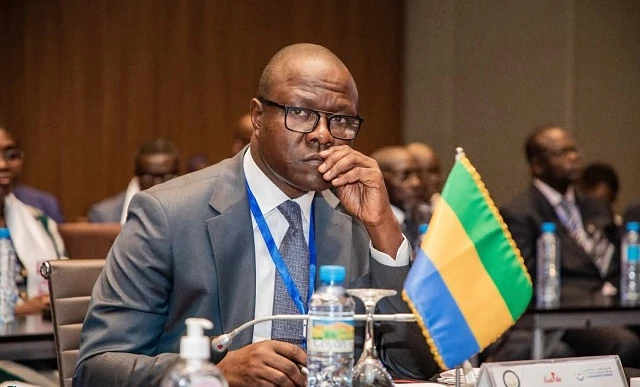 Bo- Theo- Thao- Gabon- Simplice- Desire- Mamboula.jpg