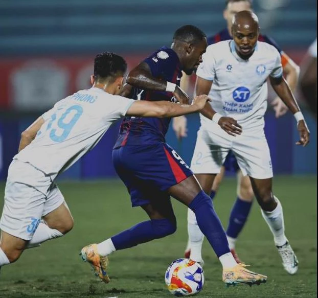 Nguyen- Xuan- Son.jpg