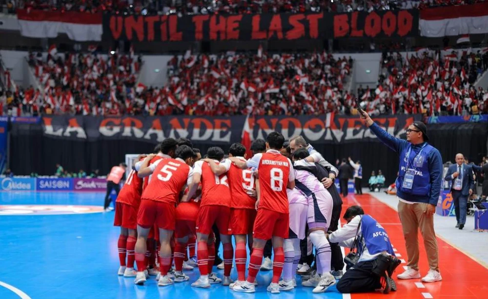 Doi- tuyen- Indonesia-5.jpg