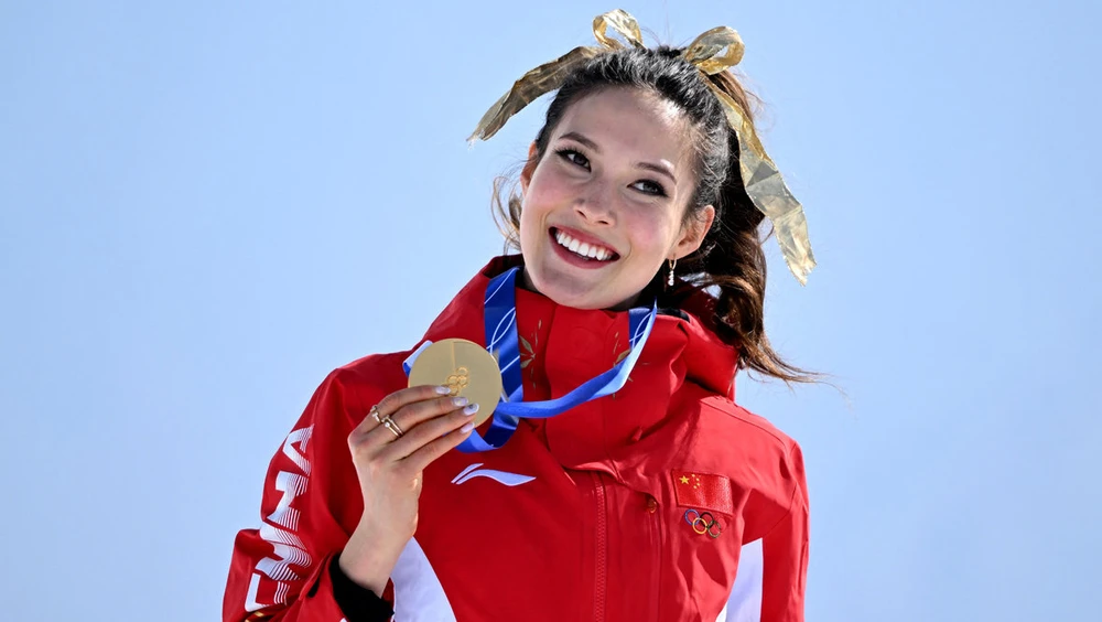 Co-gai-Eilyn- Gu.jpg