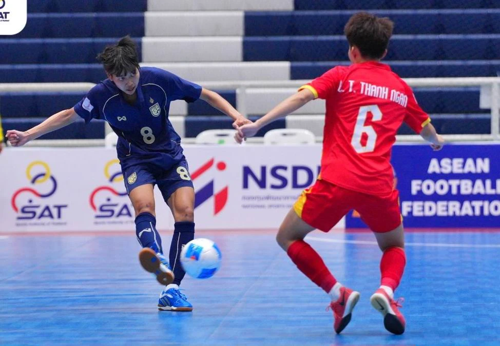 Tuyen- Viet- Nam- Ban- ket-4.jpg