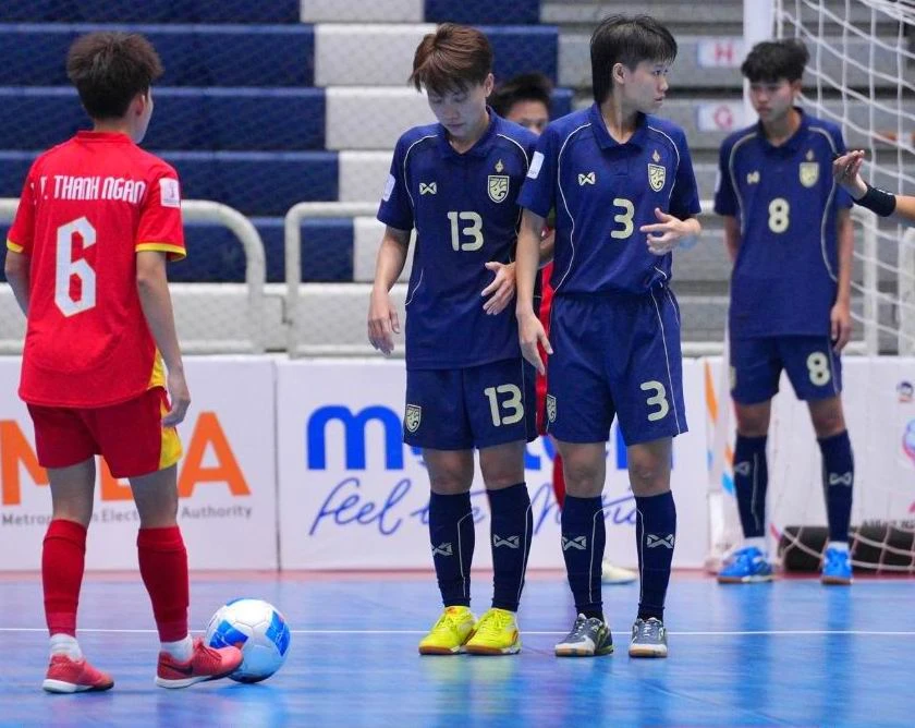 Tuyen- Viet- Nam- Ban- ket-7.jpg