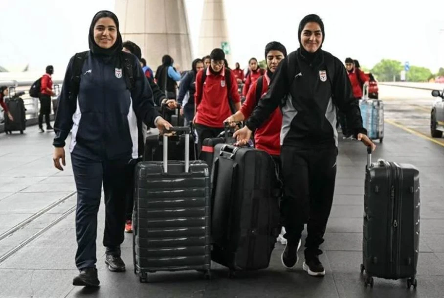 Tuyen- Iran- nu-Kuala-1 Zah.jpg