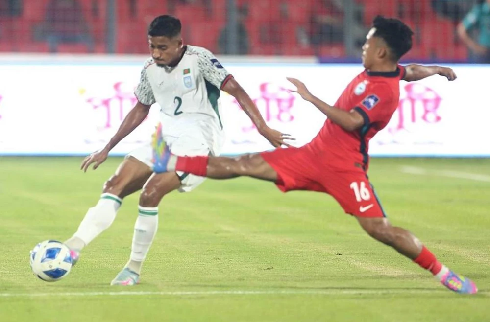 Quan- xanh-Tuyen- Viet-Nam-2.jpg