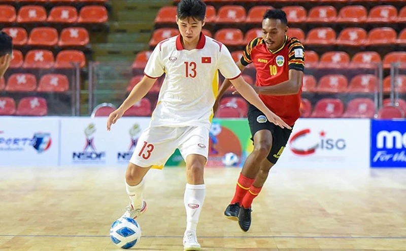 Tuyen- Viet- Nam.jpg