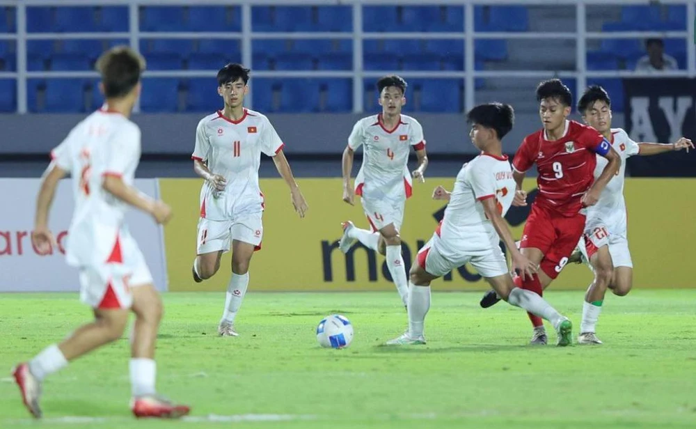 U-17- Viet-Nam-4.jpg