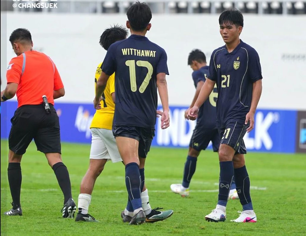 U-19- Thai- Lan-1.jpg