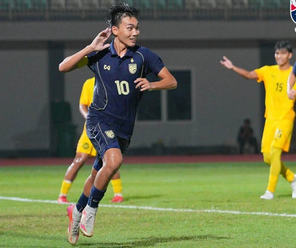 U-19- Thai- Lan-2.jpg