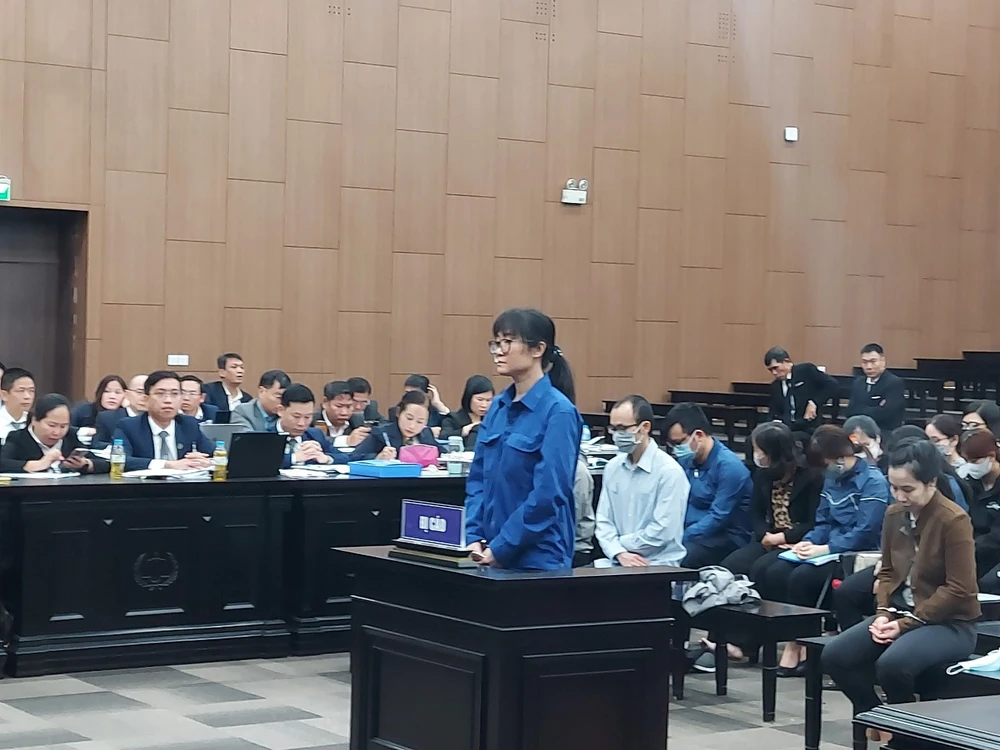 Bị cáo Quỳnh Hương kêu oan tại phiên tòa. Ảnh: CTV