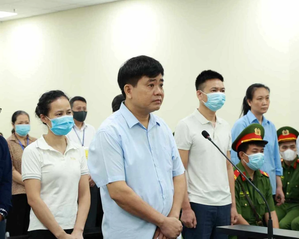 Cựu Chủ tịch UBND Hà Nội Nguyễn Đức Chung tại phiên tòa. Ảnh: CTV