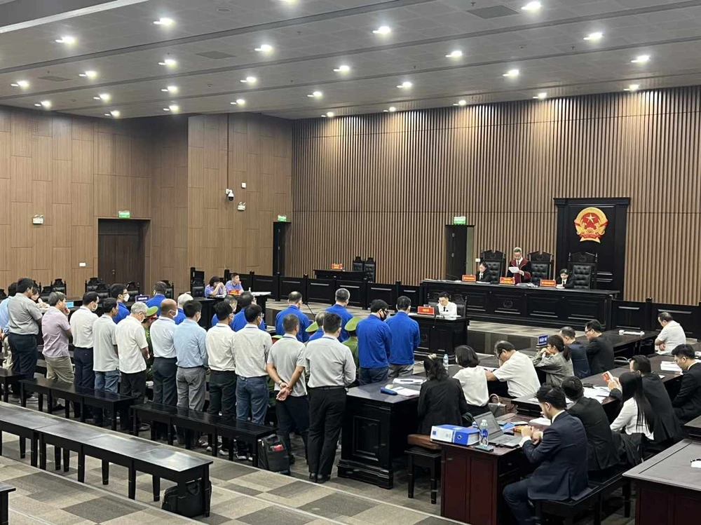 tuyên án cao tốc.jpg