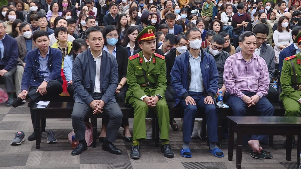 Tân Hoàng Minh.jpg