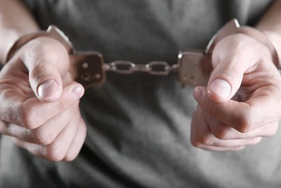 bị nhìn đểu giữa ngã tư.jpg