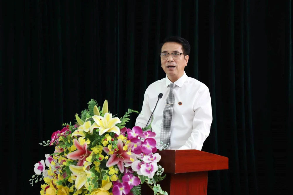 Đinh Ngọc Huân.jpeg