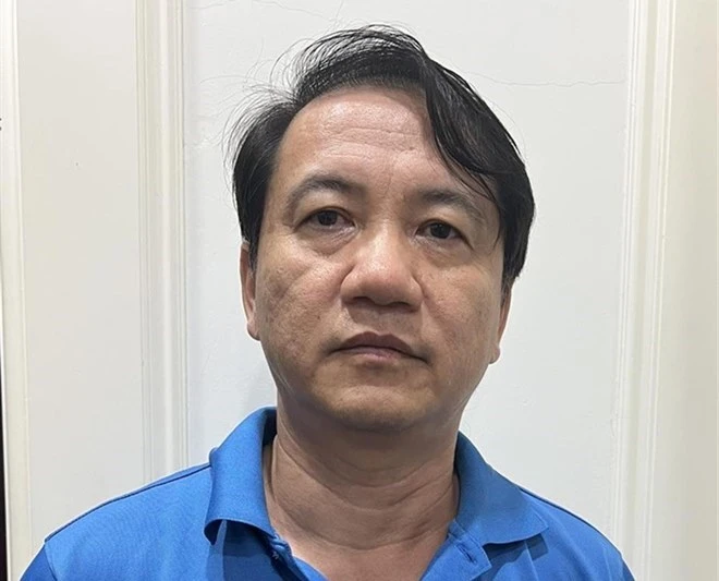 Phương Hoàng Kim điện mặt trời.jpeg