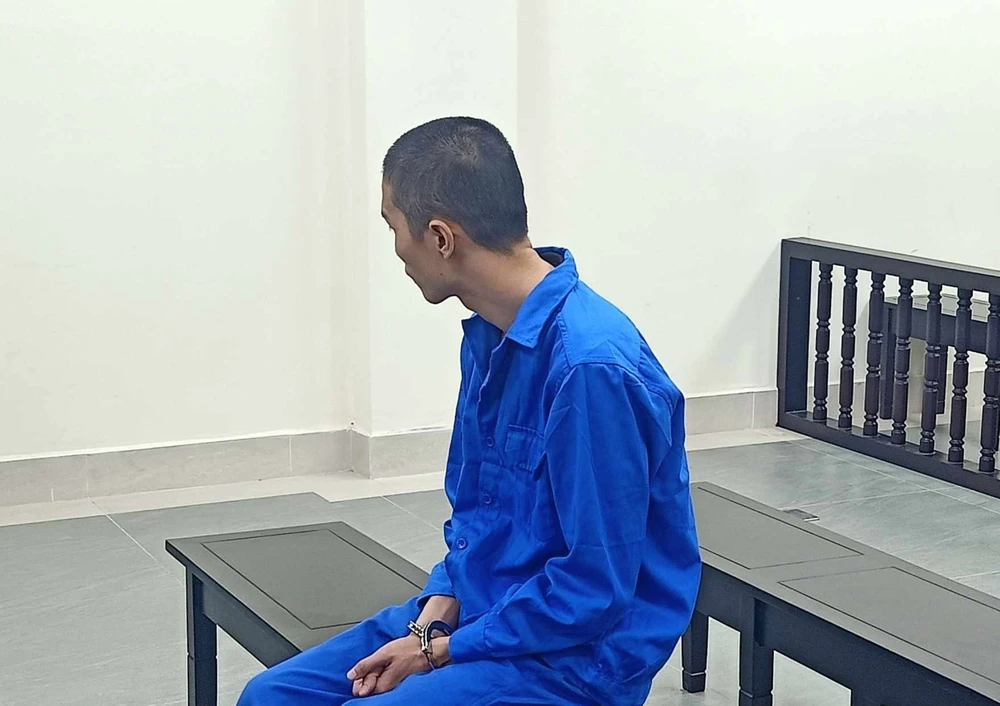 nhân viên cây xăng giết người.jpg