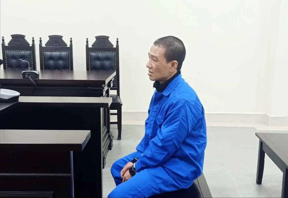 truy sát hàng xóm