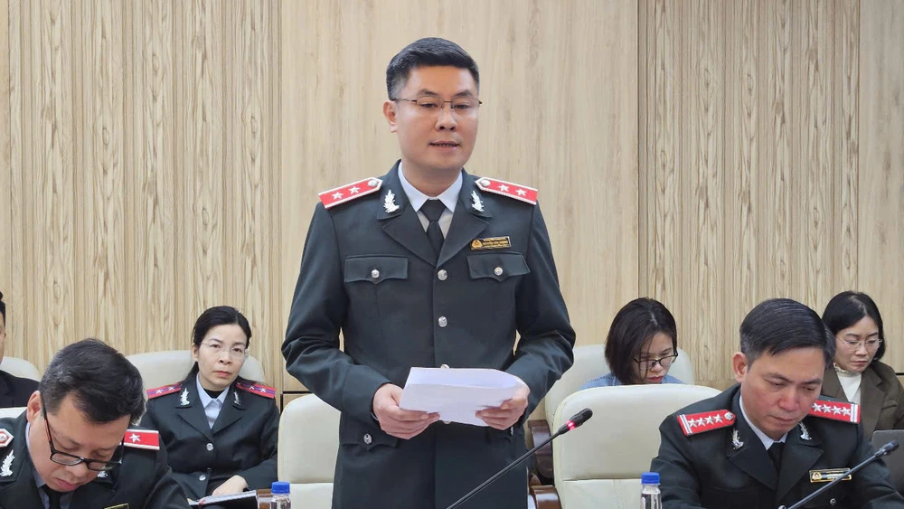 Phó Tổng Thanh tra Chính phủ Nguyễn Văn Cường Bệnh viện Bạch Mai bệnh viện bỏ hoang.jpg