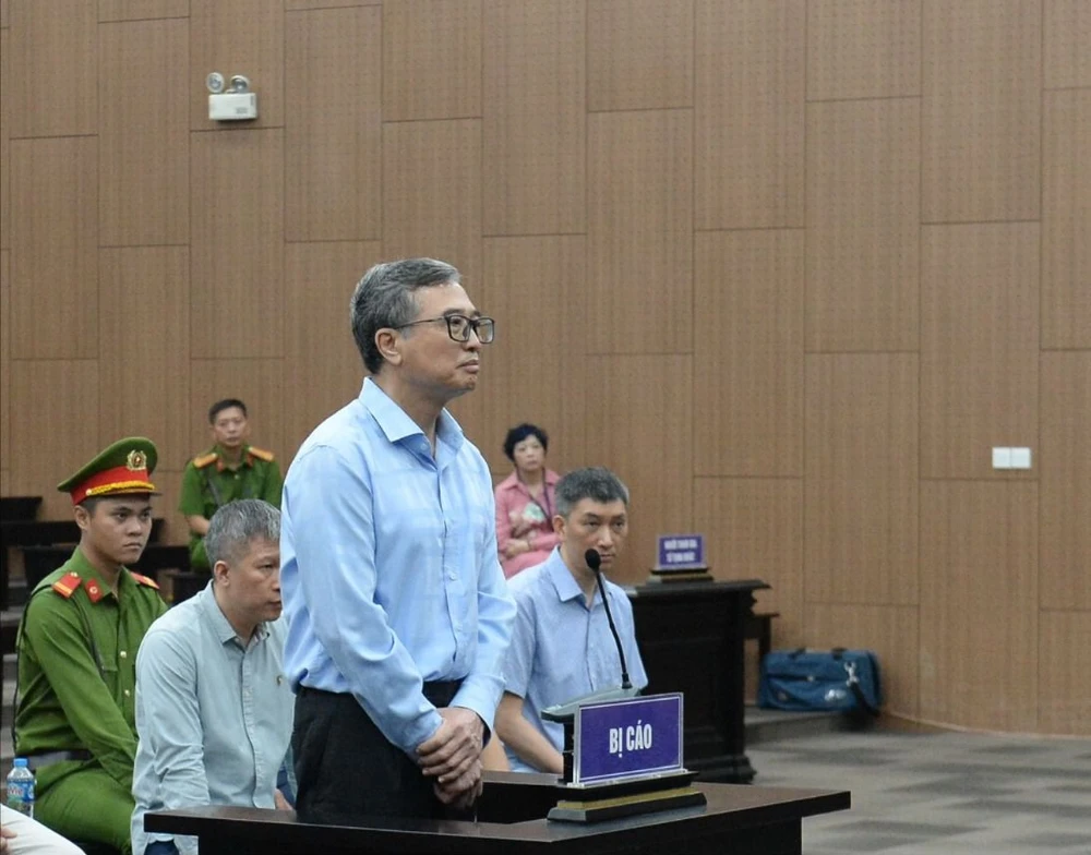 Hoàng Quốc Vượng.jpg