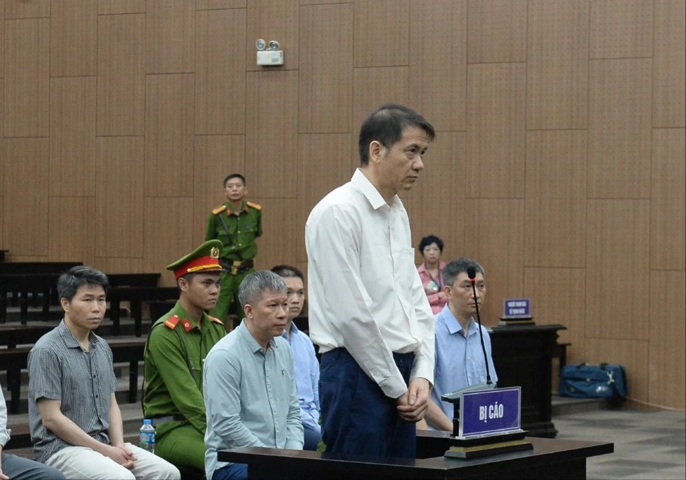 Hoàng Quốc Vượng Phương Hoàng Kim.jpg