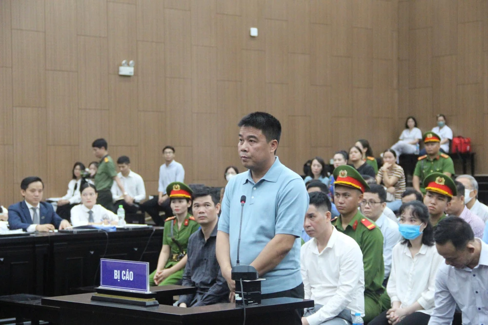 Tập đoàn Phúc Sơn Nguyễn Văn Hậu 1.jpg