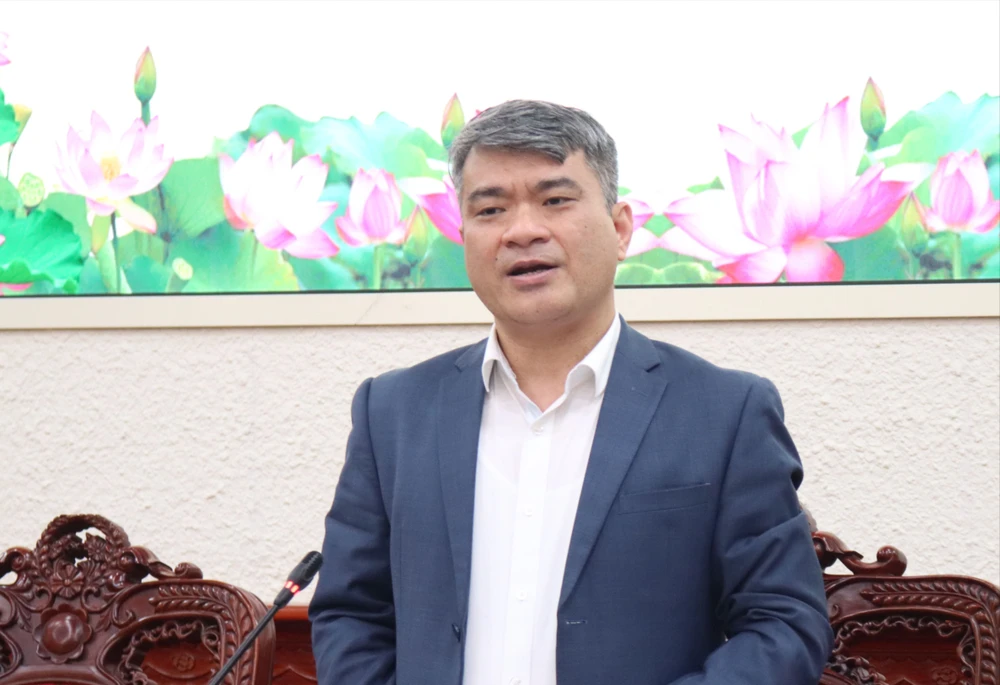 Thứ trưởng Nguyễn Thanh Tú nhà ở xã hội.JPG