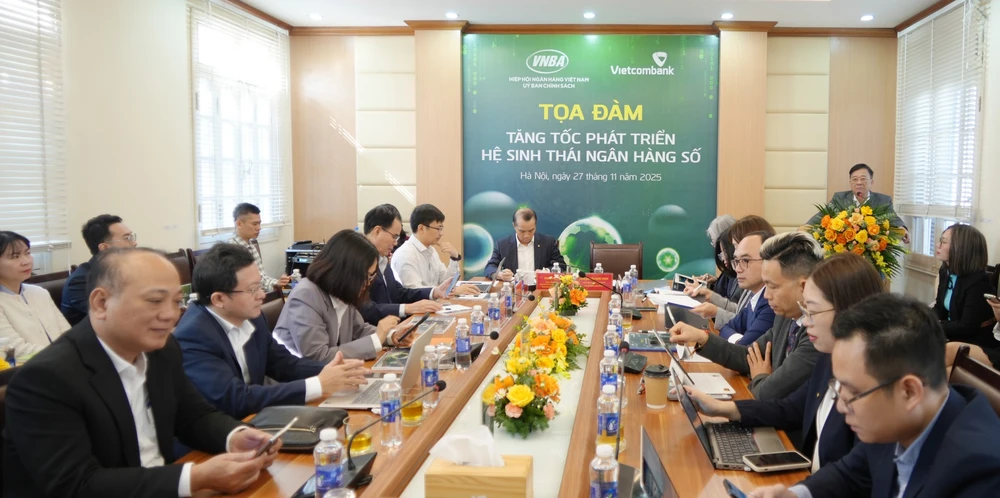 Tọa đàm ngân hàng số fintech.jpg