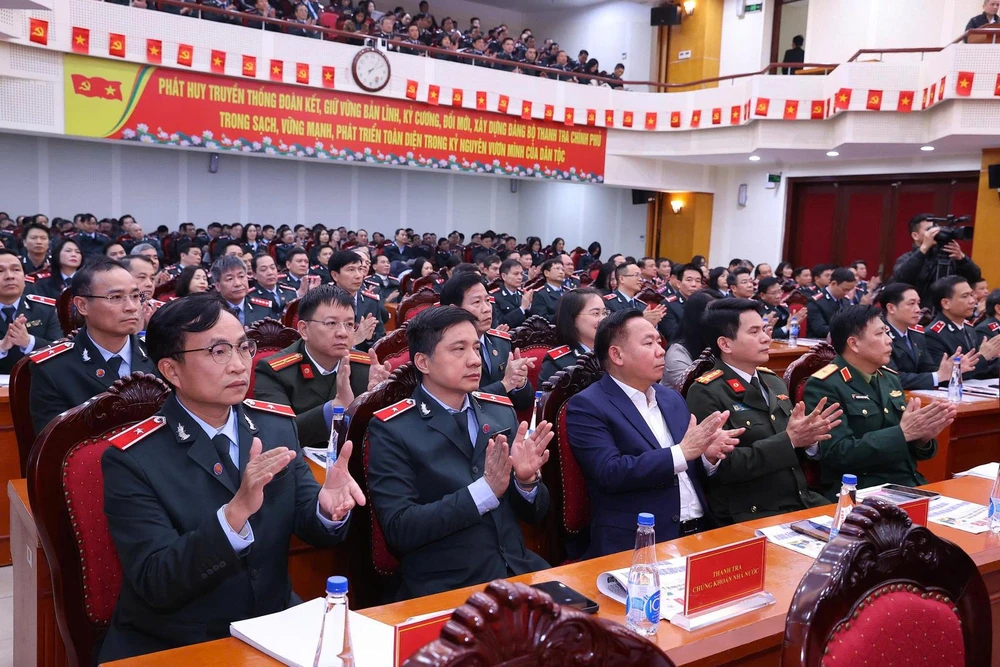 thanh tra Nguyễn Hòa Bình 3.jpg