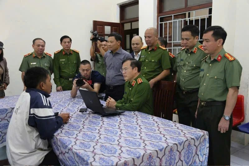 Cuop ngan hang 2.jpg