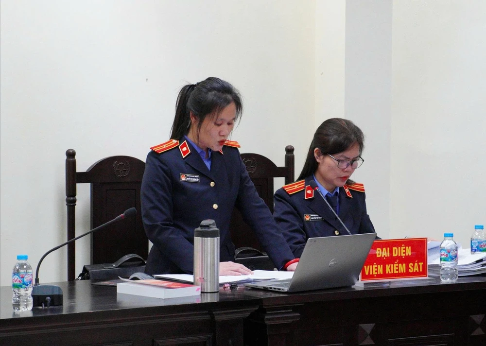 dạy thêm cựu hiệu trưởng vks 2.jpg