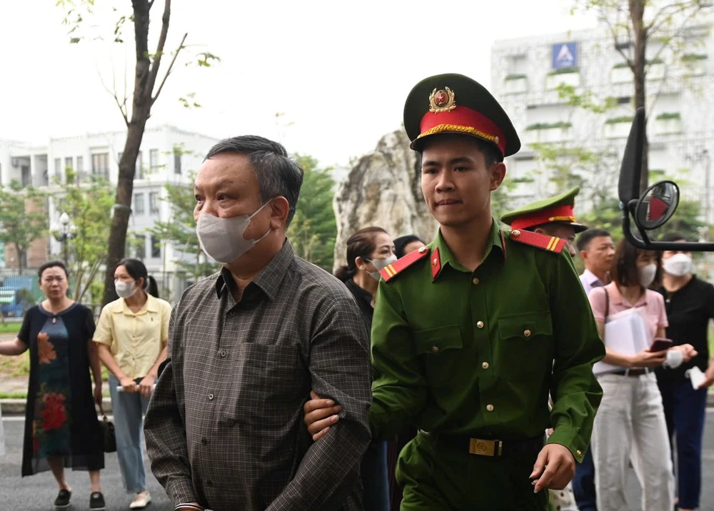 cựu thứ trưởng Hoàng Văn Thắng (2).jpg