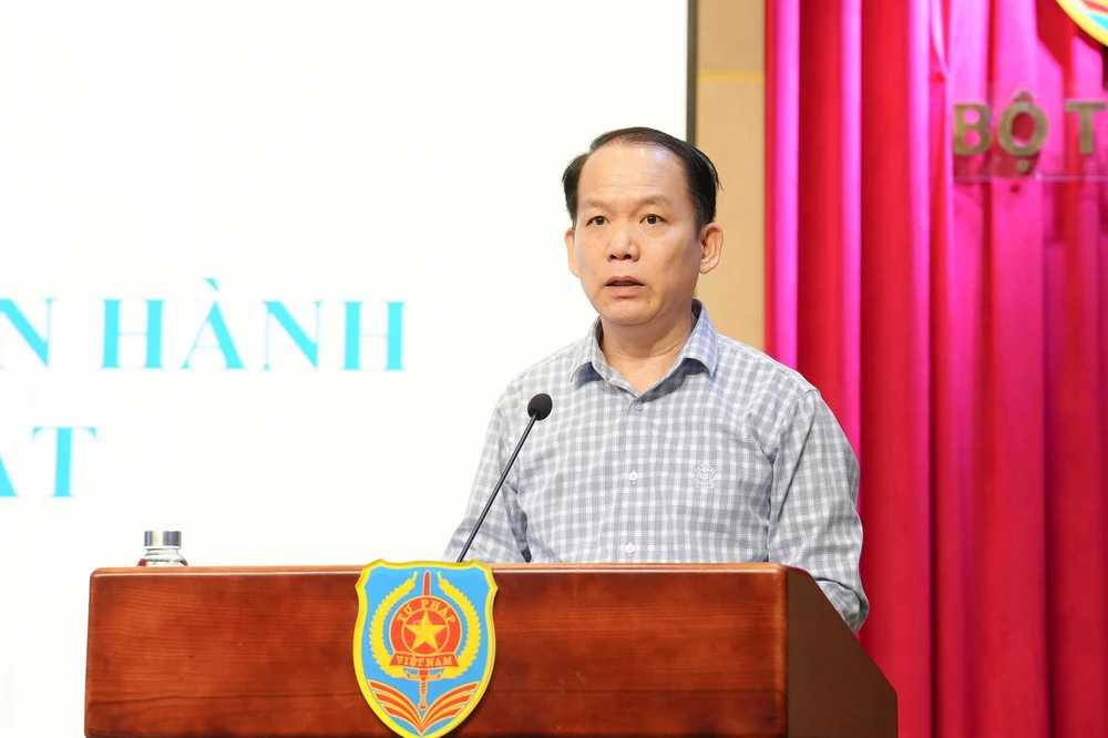 BỘ tư pháp Hoàng Thanh Tùng.jpg