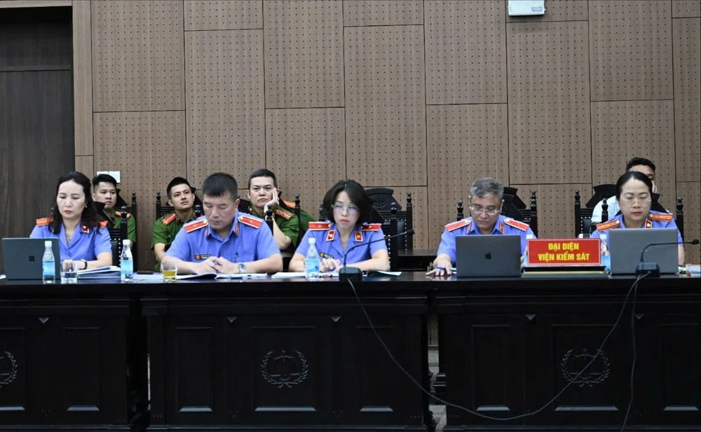 nguyễn thị kim tiến vks.jpg