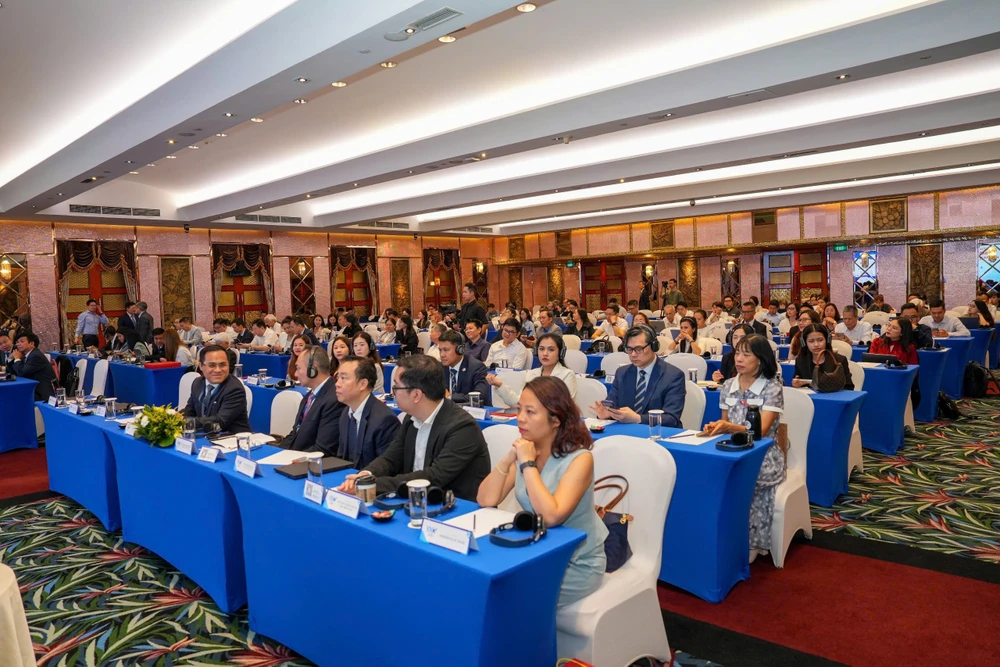 VIAC trọng tài 4.jpg