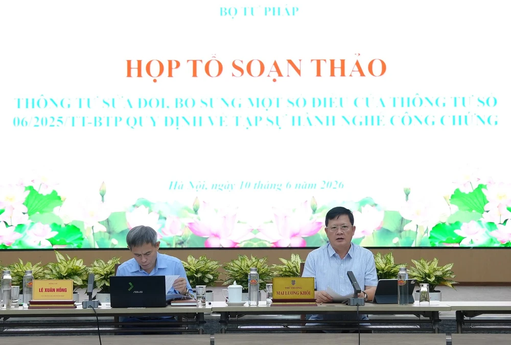 công chứng.jpg