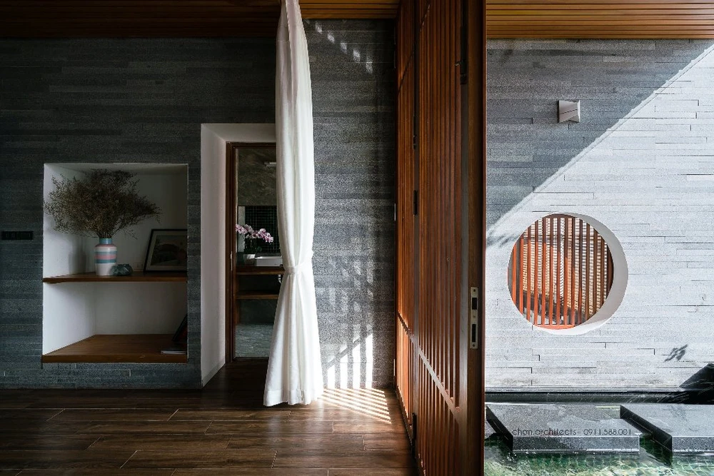 ngoi-nha-tich-hop-van-phong3