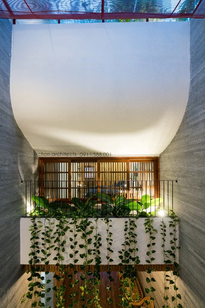 ngoi-nha-tich-hop-van-phong9