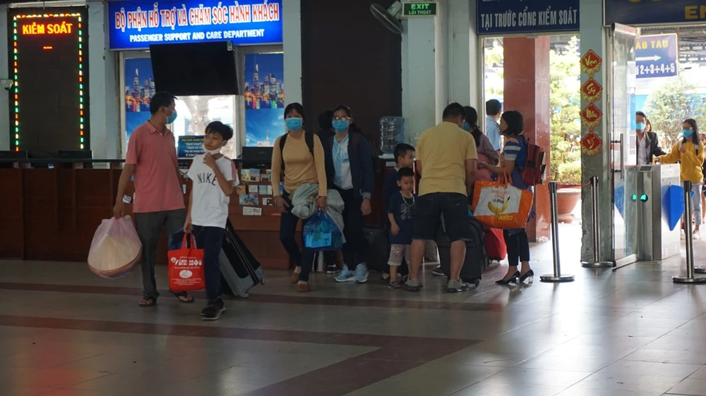 nha-ga-ben-xe-vang-ve2