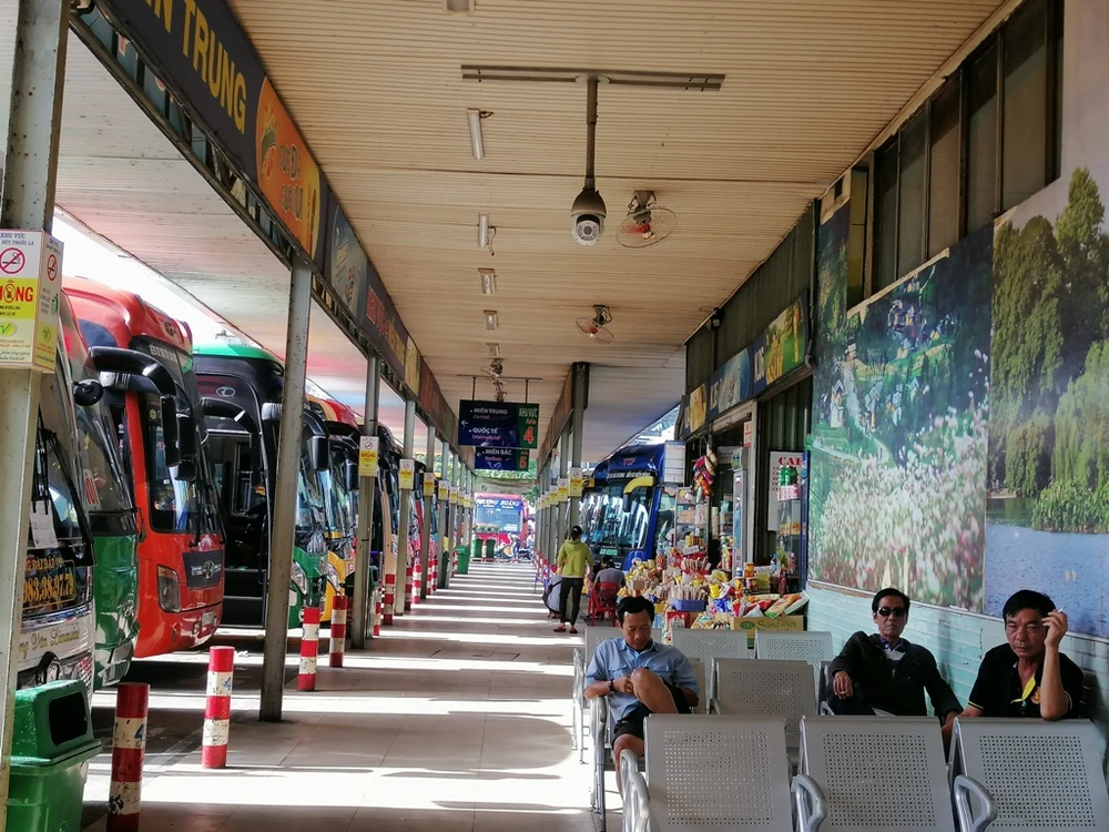 dich-corona-xe-khach-vang-khach