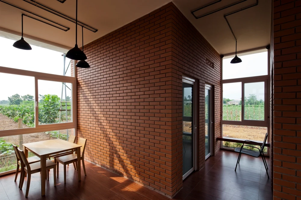 ngan-nong-nha-gach-nung-10