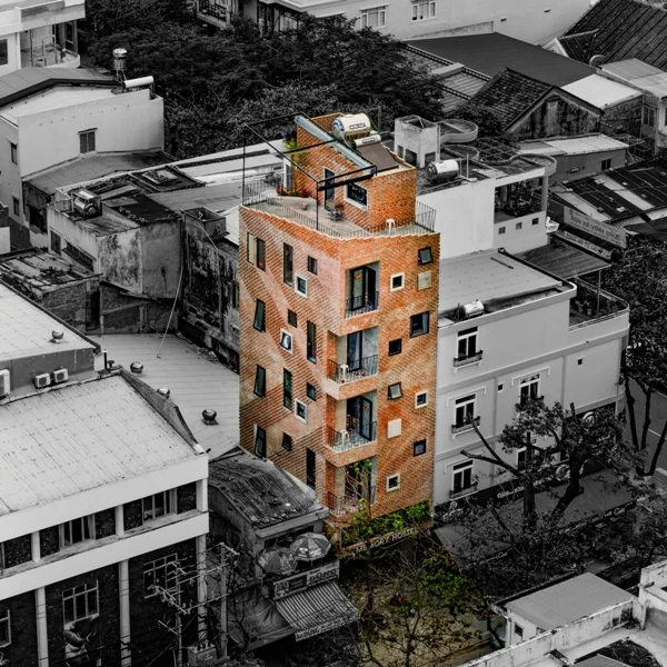 nha-cu-sau-cai-tao-1